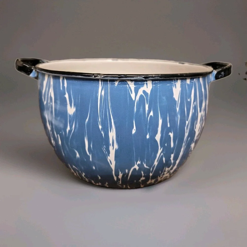 Vintage Blue White Splatter Enamelware Stock Pot 10